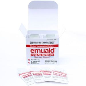 Questa è l'immagine di una confezione da viaggio aperta di EMUAIDMAX® First Aid Ointment 30 Days.